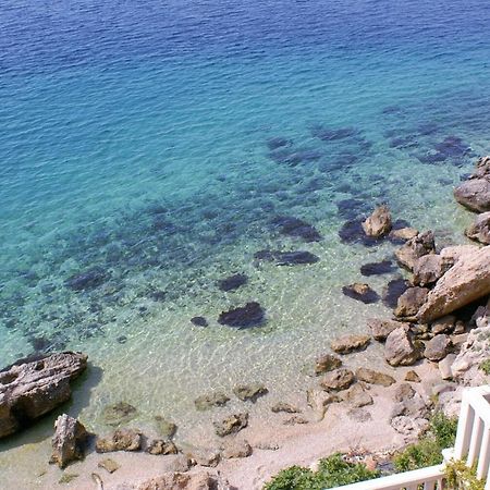 Apartments By The Sea Pisak, Omis - 1018 מראה חיצוני תמונה